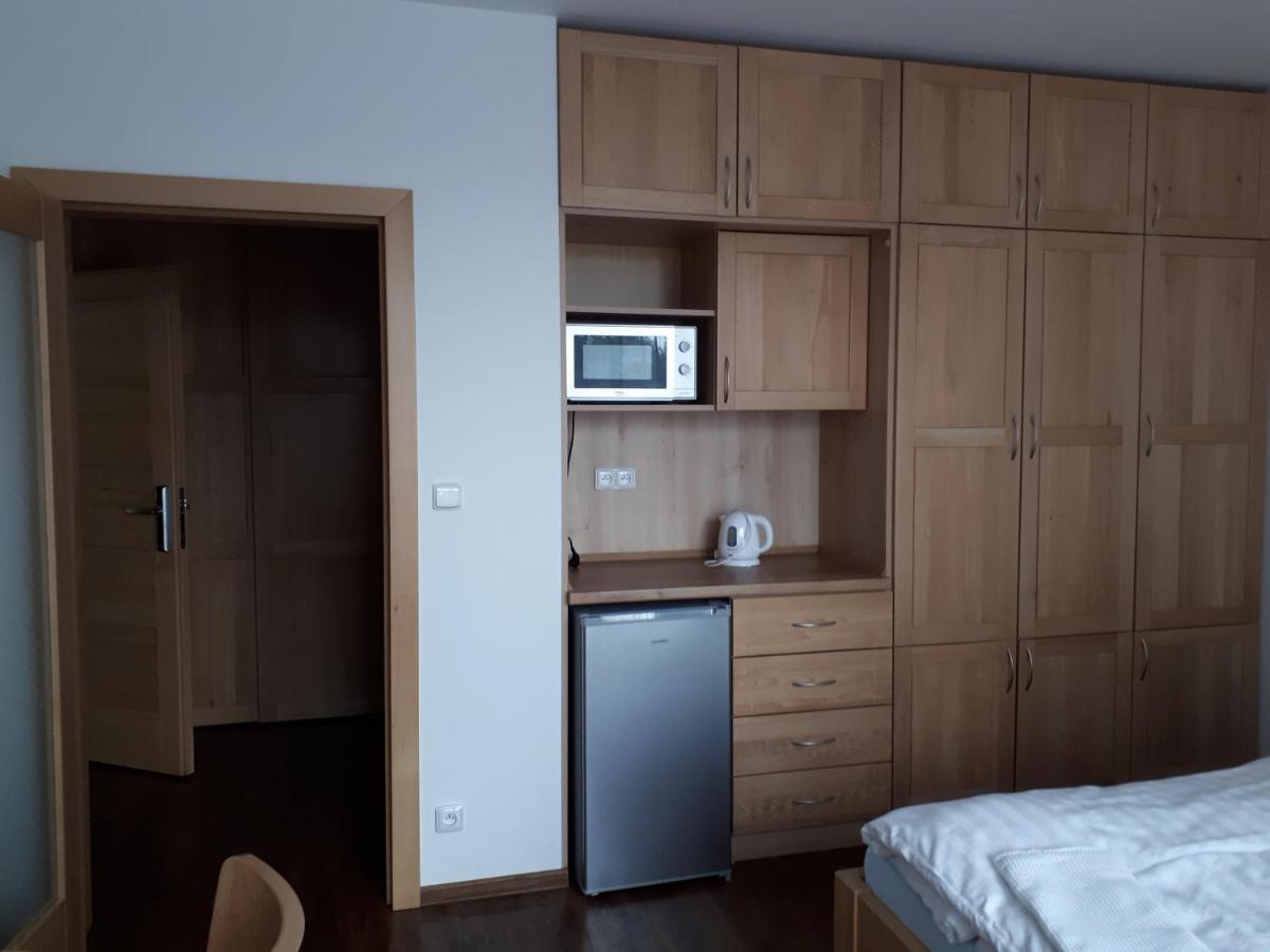 Depandance Blatov Hotel Praag Buitenkant foto